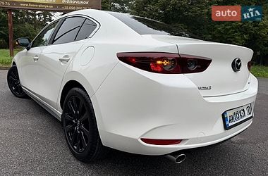 Седан Mazda 3 2021 в Трускавці