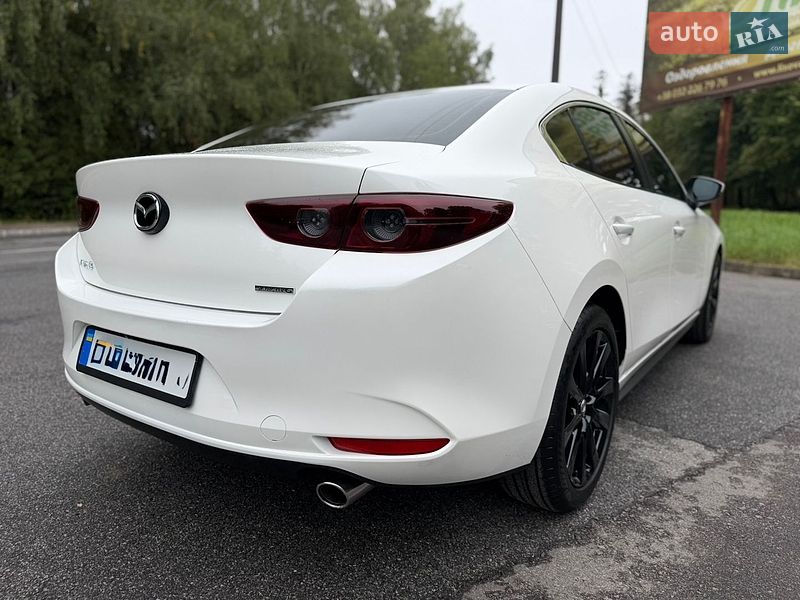Седан Mazda 3 2021 в Трускавці