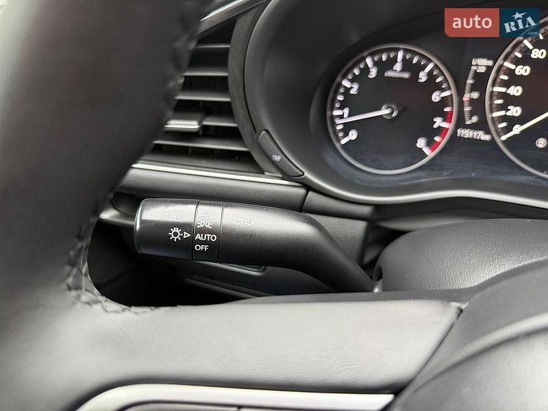 Седан Mazda 3 2021 в Трускавці