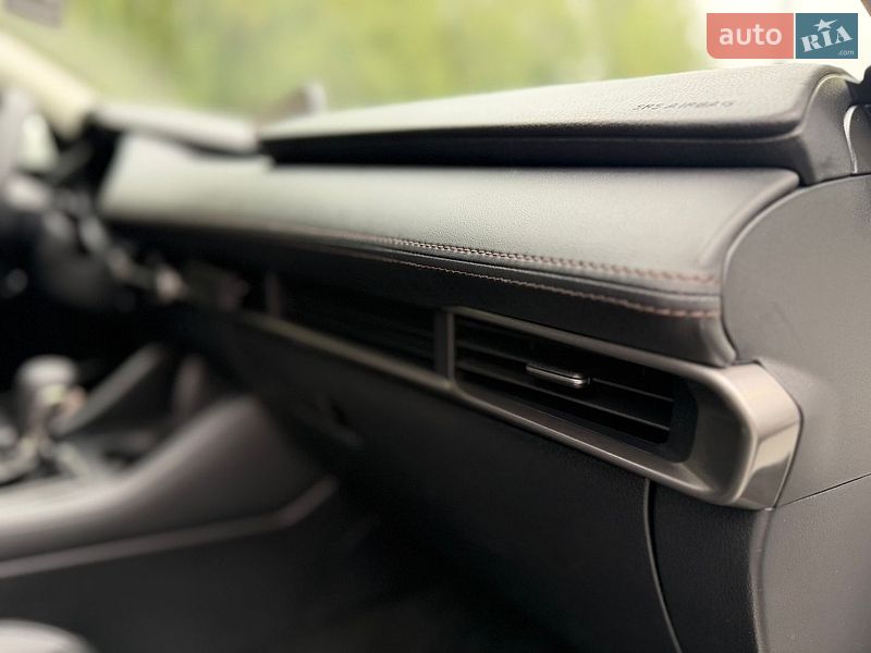 Седан Mazda 3 2021 в Трускавці