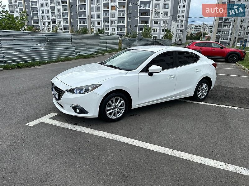 Mazda 3 2015
