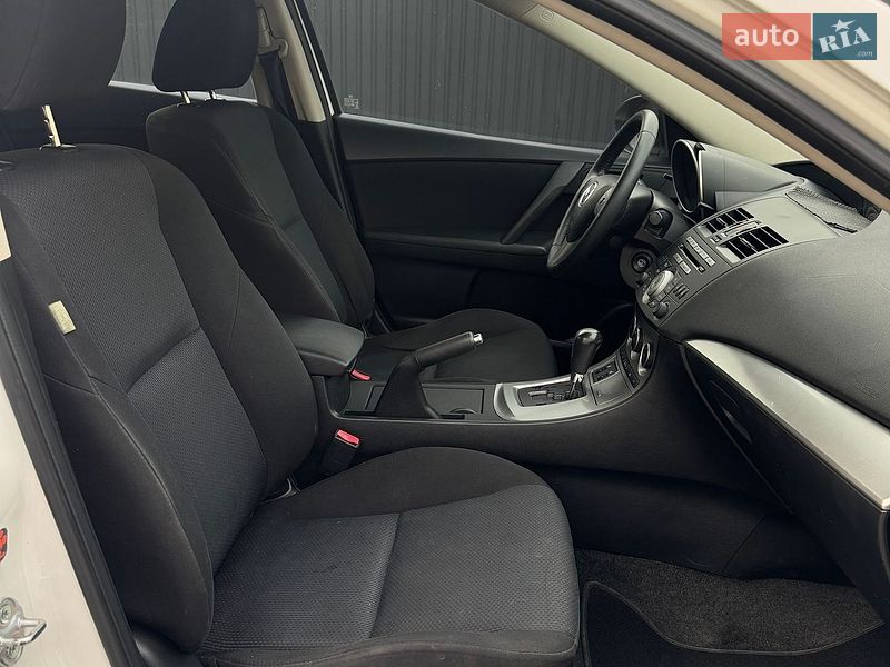Седан Mazda 3 2010 в Дніпрі фото 16 Седан Mazda 3 2010 в Дніпрі