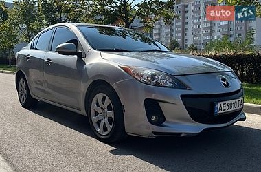 Седан Mazda 3 2013 в Дніпрі фото 2 Седан Mazda 3 2013 в Дніпрі