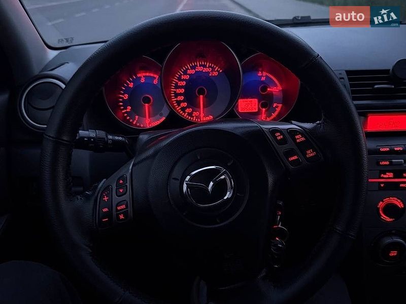 Хэтчбек Mazda 3 2006 в Львове
