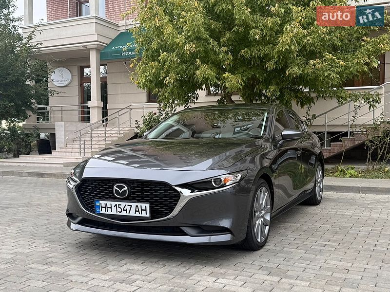 Седан Mazda 3 2023 в Одессе