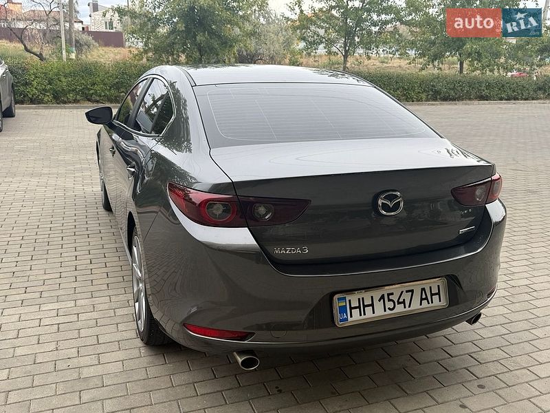 Седан Mazda 3 2023 в Одессе