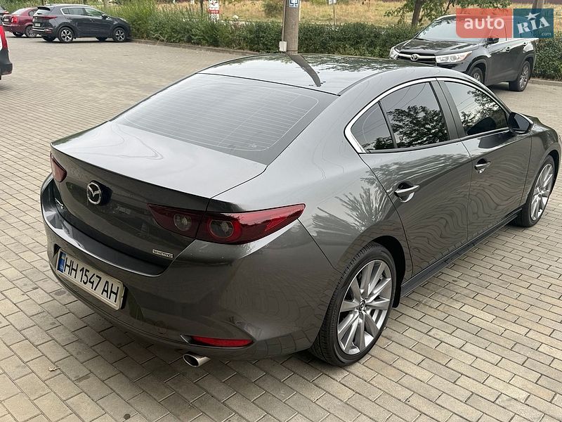 Седан Mazda 3 2023 в Одессе
