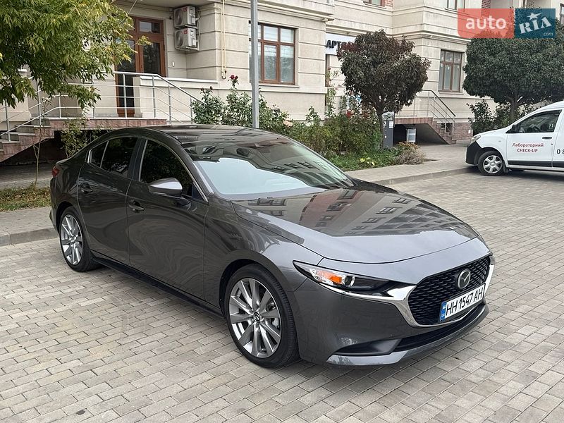 Седан Mazda 3 2023 в Одессе