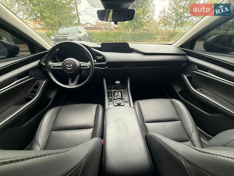 Седан Mazda 3 2023 в Одессе