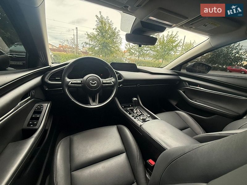 Седан Mazda 3 2023 в Одессе