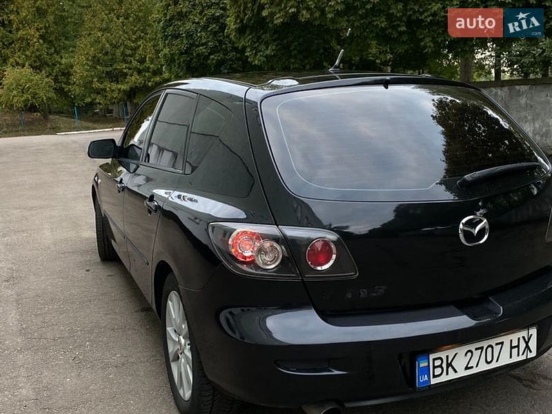 Хэтчбек Mazda 3 2003 в Заре