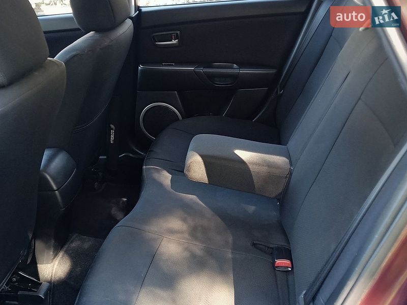 Хетчбек Mazda 3 2006 в Миколаєві