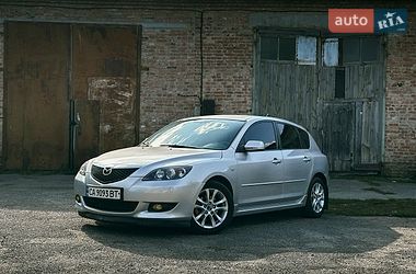 Хетчбек Mazda 3 2003 в Корсунь-Шевченківському