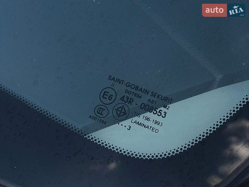 Хетчбек Mazda 3 2003 в Корсунь-Шевченківському
