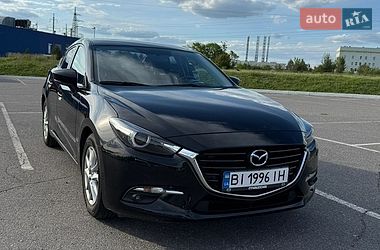 Седан Mazda 3 2018 в Полтаві