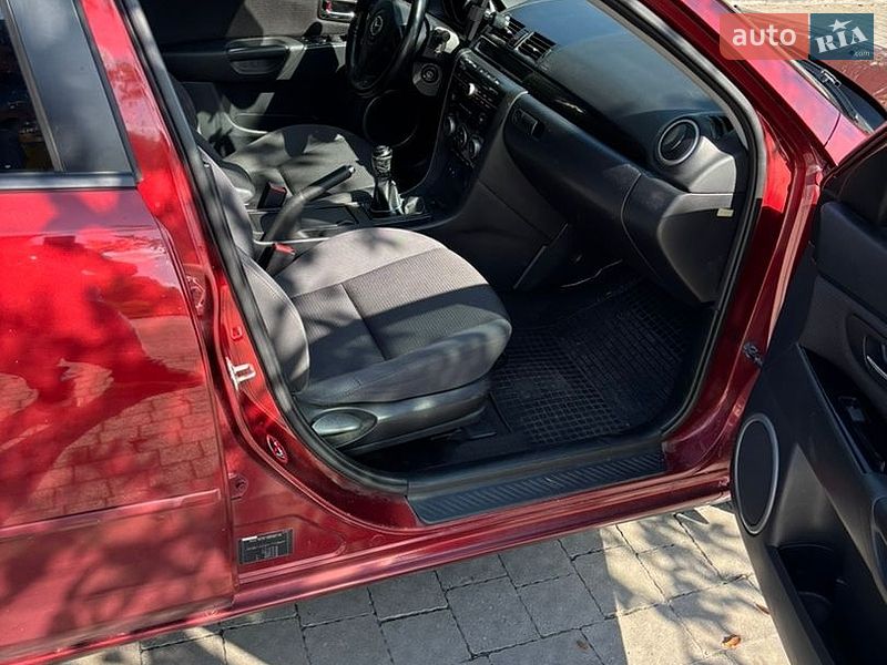 Седан Mazda 3 2008 в Львові