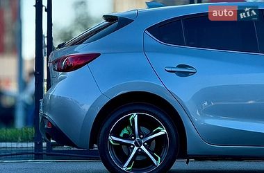 Хэтчбек Mazda 3 2013 в Киеве