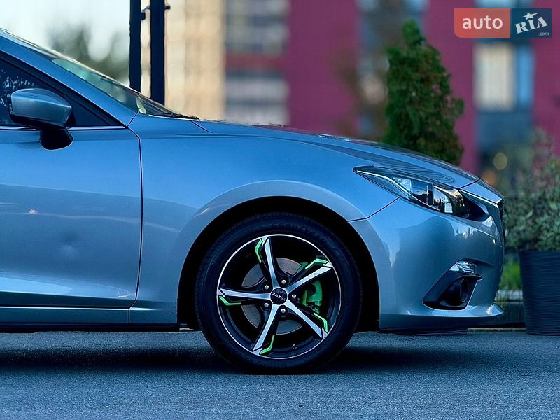 Хэтчбек Mazda 3 2013 в Киеве