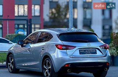 Хэтчбек Mazda 3 2013 в Киеве
