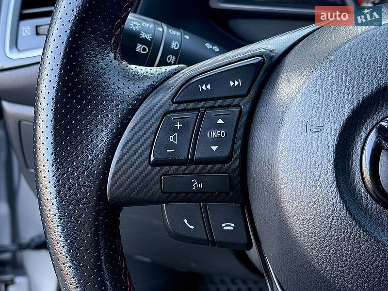 Хэтчбек Mazda 3 2013 в Киеве