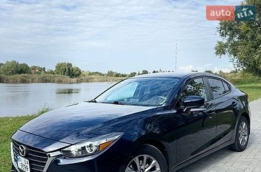 Седан Mazda 3 2016 в Кременчуці