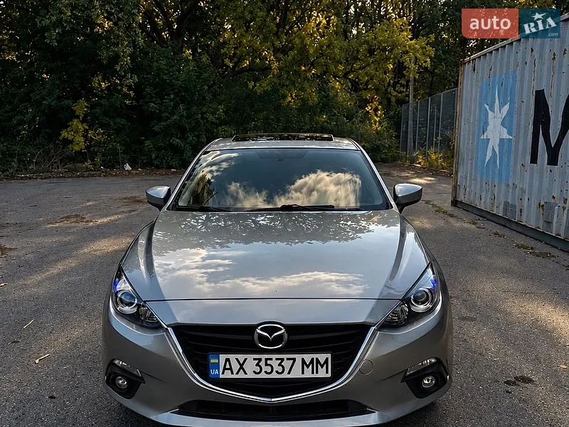 Mazda 3 2015