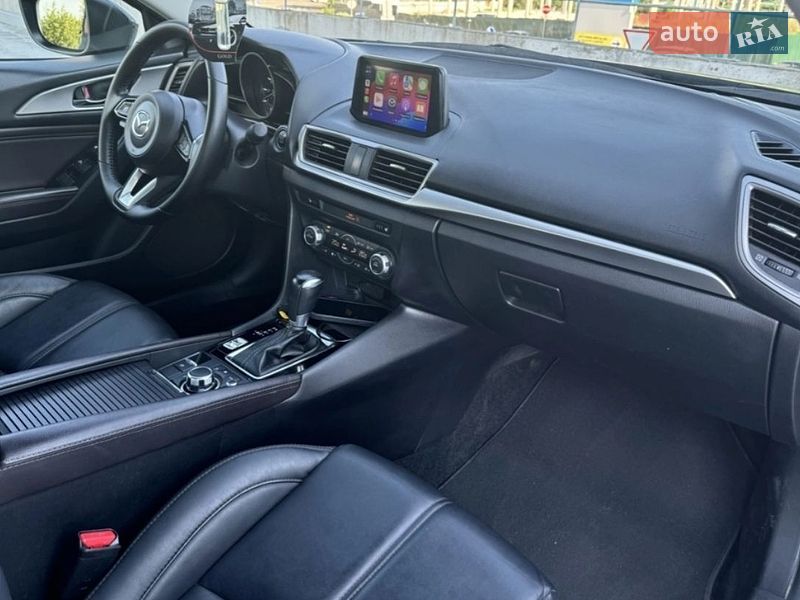 Седан Mazda 3 2018 в Киеве фото 4 Седан Mazda 3 2018 в Киеве