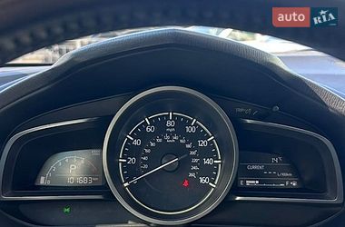 Седан Mazda 3 2018 в Киеве фото 5 Седан Mazda 3 2018 в Киеве