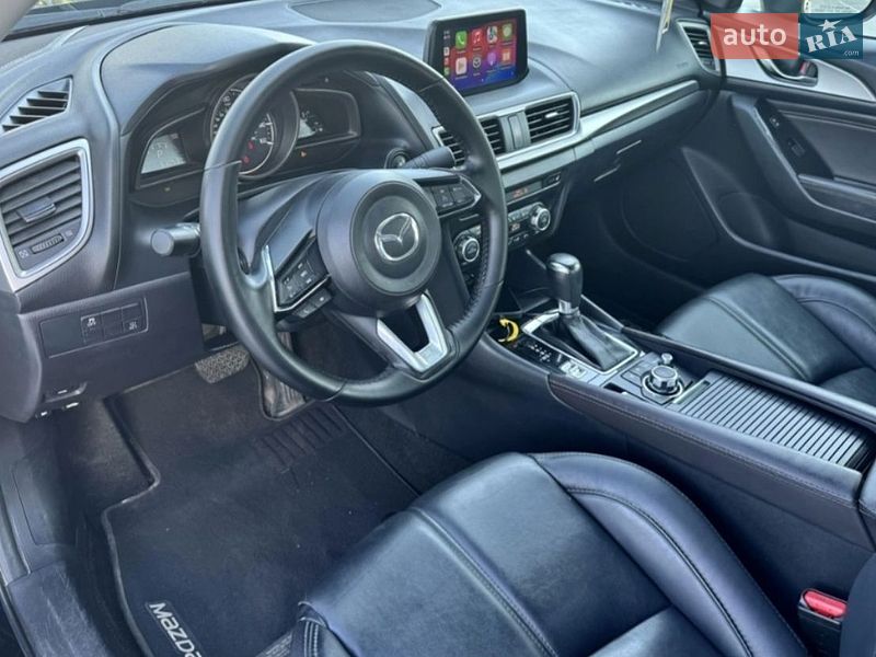 Седан Mazda 3 2018 в Киеве фото 3 Седан Mazda 3 2018 в Киеве