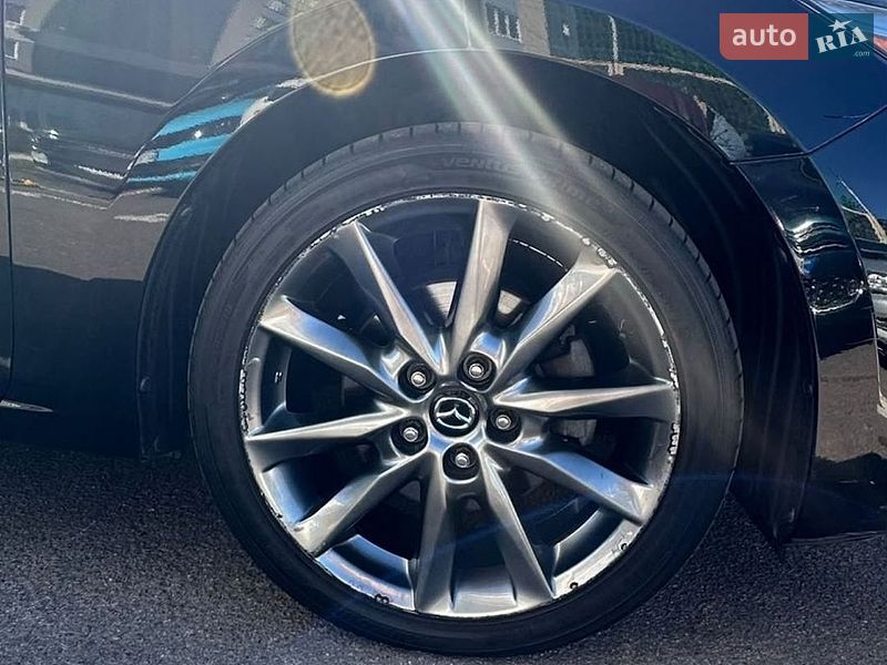 Седан Mazda 3 2018 в Киеве фото 8 Седан Mazda 3 2018 в Киеве