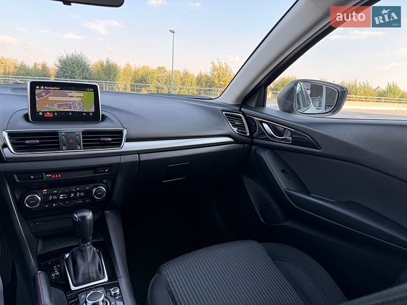 Хетчбек Mazda 3 2016 в Києві