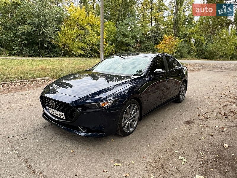 Седан Mazda 3 2024 в Днепре