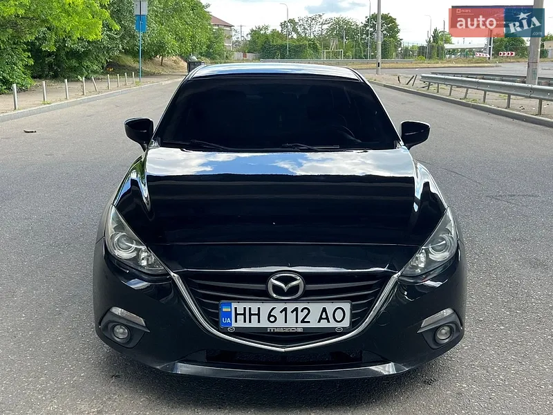 Mazda 3 2015
