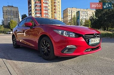 Седан Mazda 3 2014 в Днепре Седан Mazda 3 2014 в Днепре