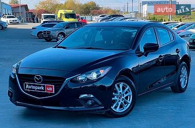 Седан Mazda 3 2016 в Львове