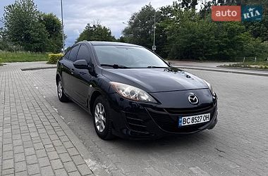 Седан Mazda 3 2010 в Львові