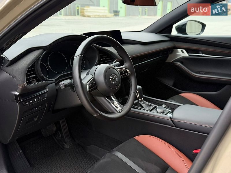 Хетчбек Mazda 3 2025 в Львові фото 43 Хетчбек Mazda 3 2025 в Львові