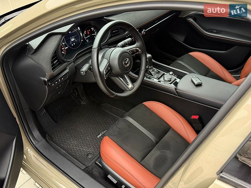 Хетчбек Mazda 3 2025 в Львові фото 41 Хетчбек Mazda 3 2025 в Львові
