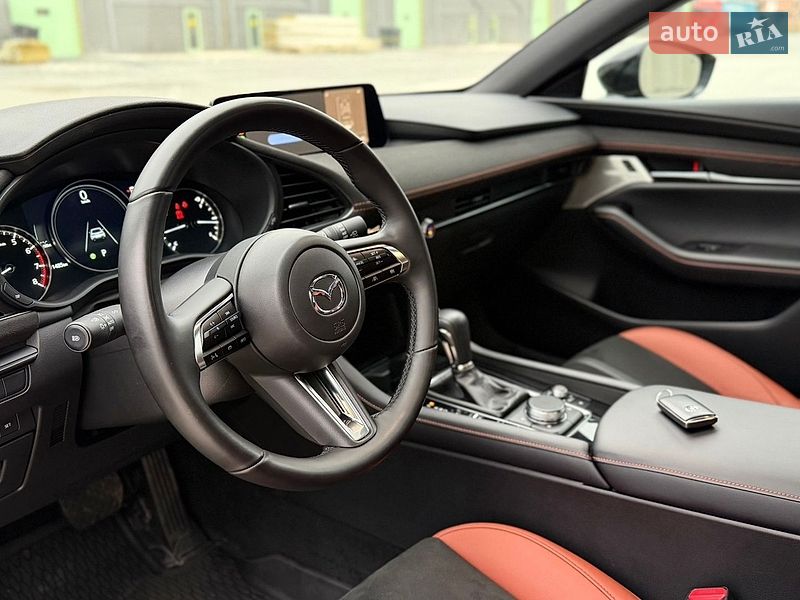 Хетчбек Mazda 3 2025 в Львові фото 45 Хетчбек Mazda 3 2025 в Львові