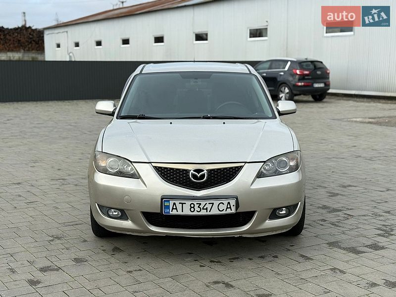 Седан Mazda 3 2006 в Ивано-Франковске