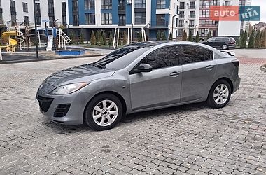 Седан Mazda 3 2011 в Ивано-Франковске