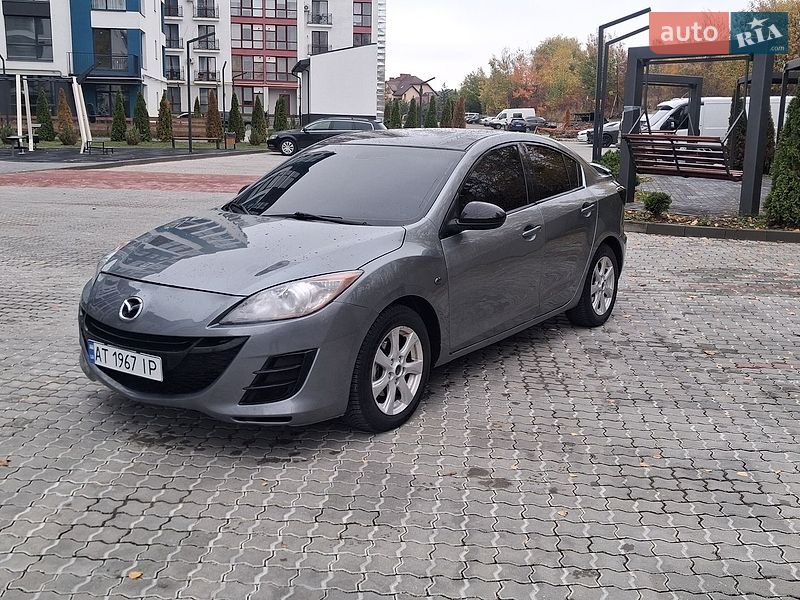 Седан Mazda 3 2011 в Івано-Франківську