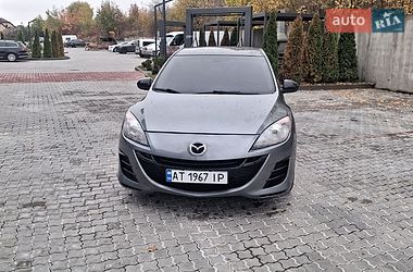 Седан Mazda 3 2011 в Ивано-Франковске