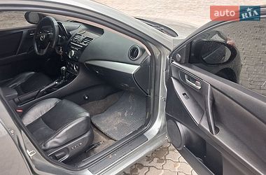 Седан Mazda 3 2011 в Ивано-Франковске