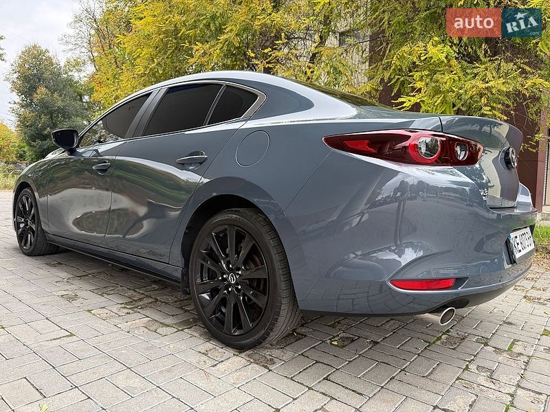 Седан Mazda 3 2023 в Дніпрі
