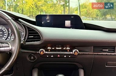 Седан Mazda 3 2023 в Дніпрі