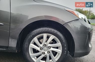 Седан Mazda 3 2011 в Черкасах
