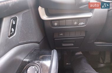 Седан Mazda 3 2019 в Дніпрі