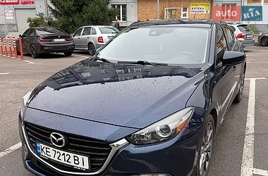 Хэтчбек Mazda 3 2018 в Днепре