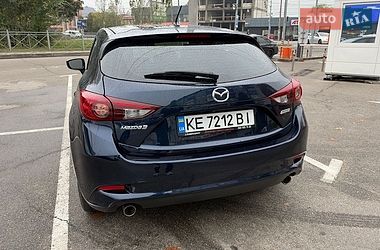 Хэтчбек Mazda 3 2018 в Днепре
